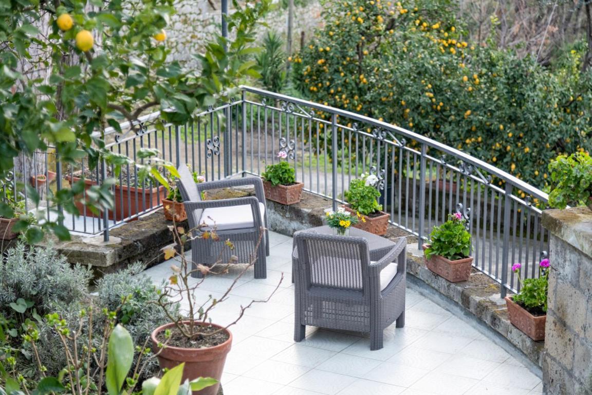 Sorrentovibes - Sea View Rooftop Apartment With Jacuzzi & Garden Bagian luar foto